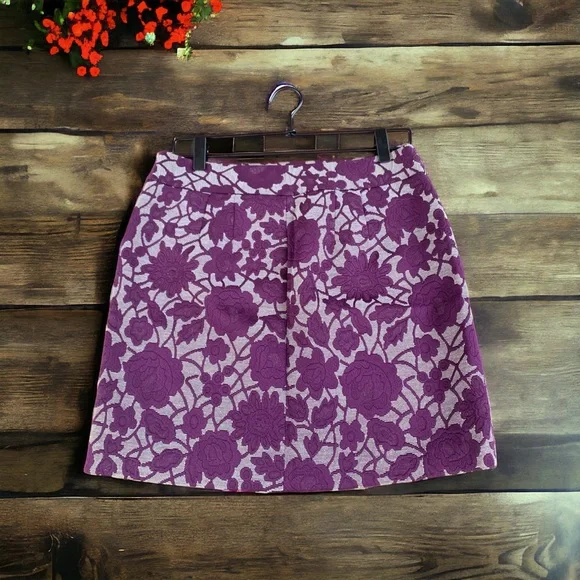 Ann Taylor Loft skirt - Picture 2 of 7